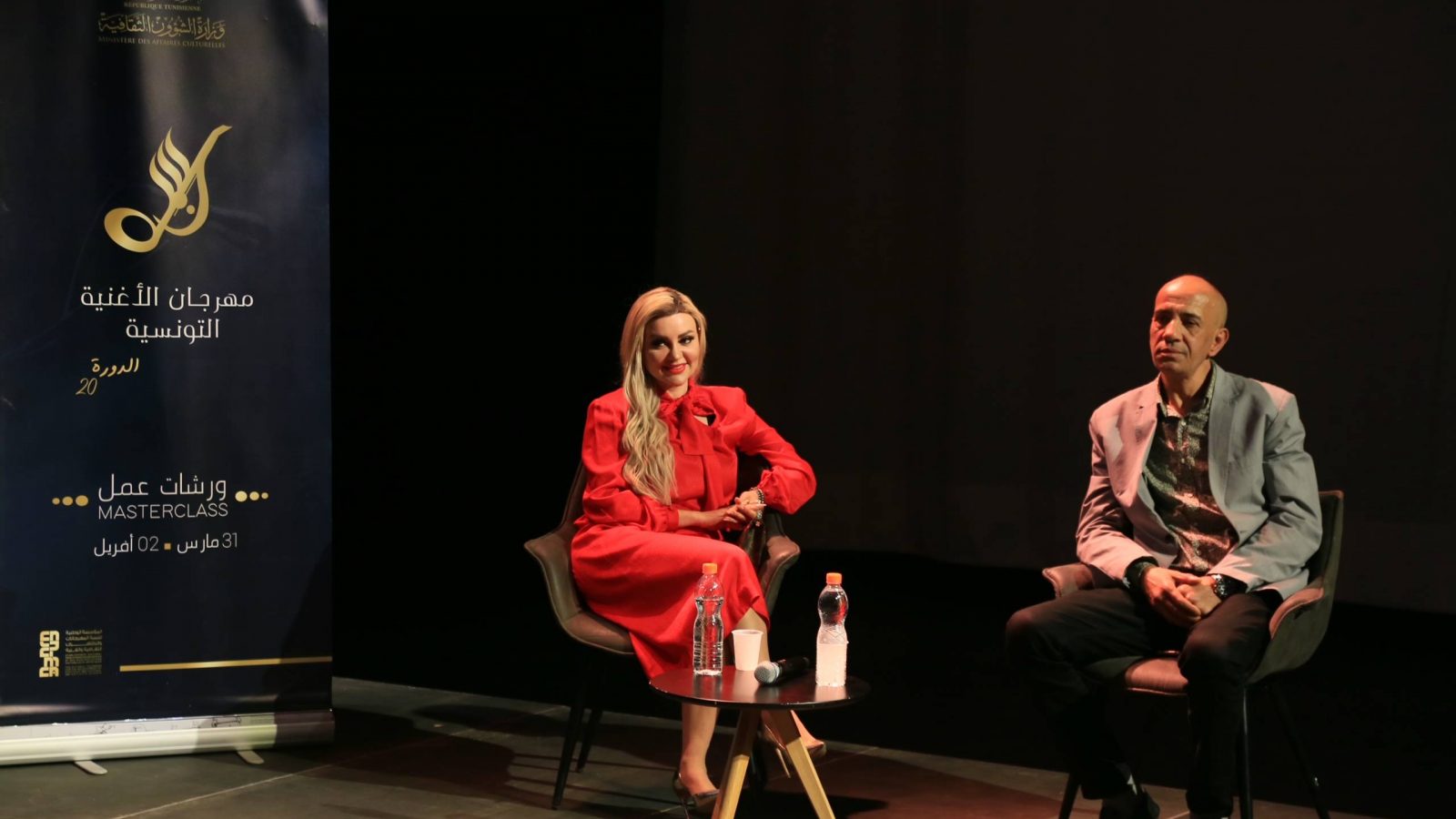 ندوة فكرية بعنوان “فن الاتصال والأغنية التونسية” ندوة فكرية بعنوان “فن الاتصال والأغنية التونسية”