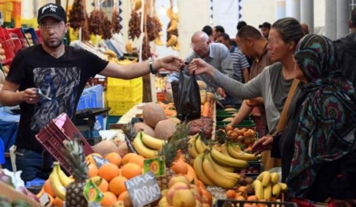 قرار يخص المنتصبين في الأسواق الأسبوعية