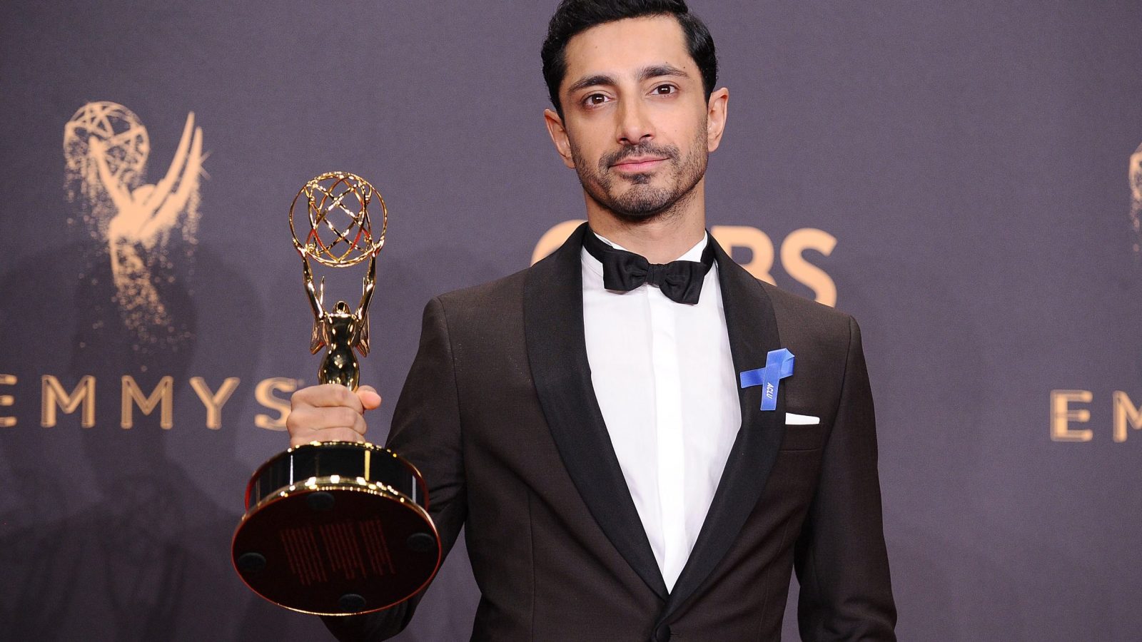 ريز أحمد أول مسلم يرشح لجائزة “الأوسكار” (فيديو) ريز أحمد أول مسلم يرشح لجائزة “الأوسكار” (فيديو)