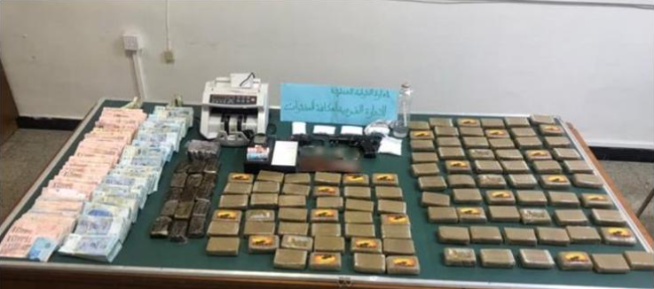 ضبط 4 أشخاص بحوزتهم 12.5 كلغ من “الزطلة” ومسدّسين ناريين