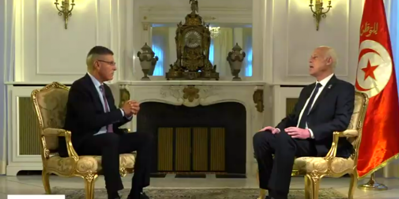 قيس سعيد لفرانس 24: أكره كلمة تجريم التطبيع..