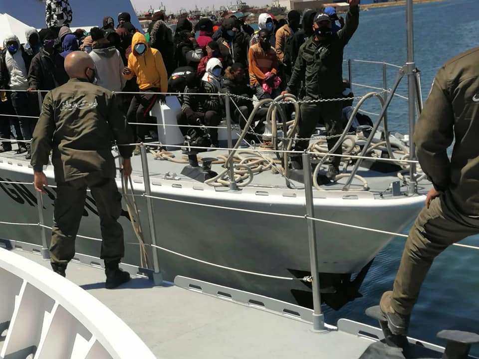 صفاقس /احباط 4 عمليات حرقة (فيديو وصور)