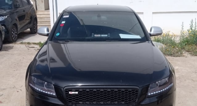 طبربة/قام بتركيب جهاز اضاءة في سيارته لتضليل الدوريات الامنية