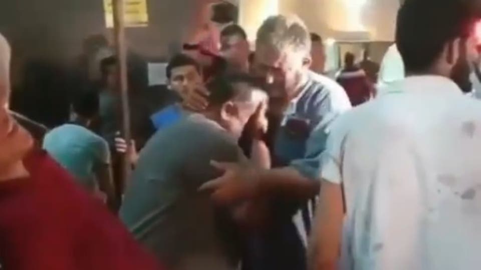 فيديو موجع من غزة.. أب يبكي أبناءه: وينهم الأربعة