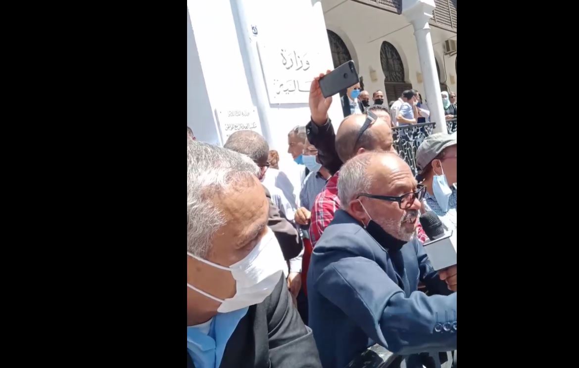 نقابة المحاسبة العمومية لوزير المالية: ديقاج …(فيديو)