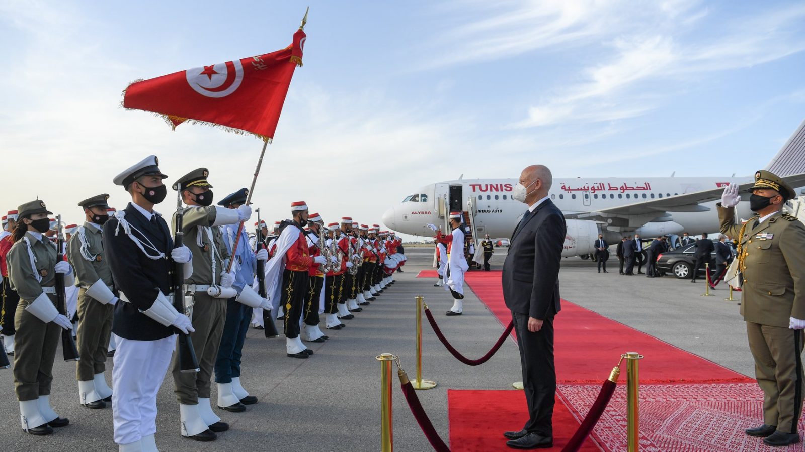 بعد زيارة بروكسيل /سعيد يصل الى تونس