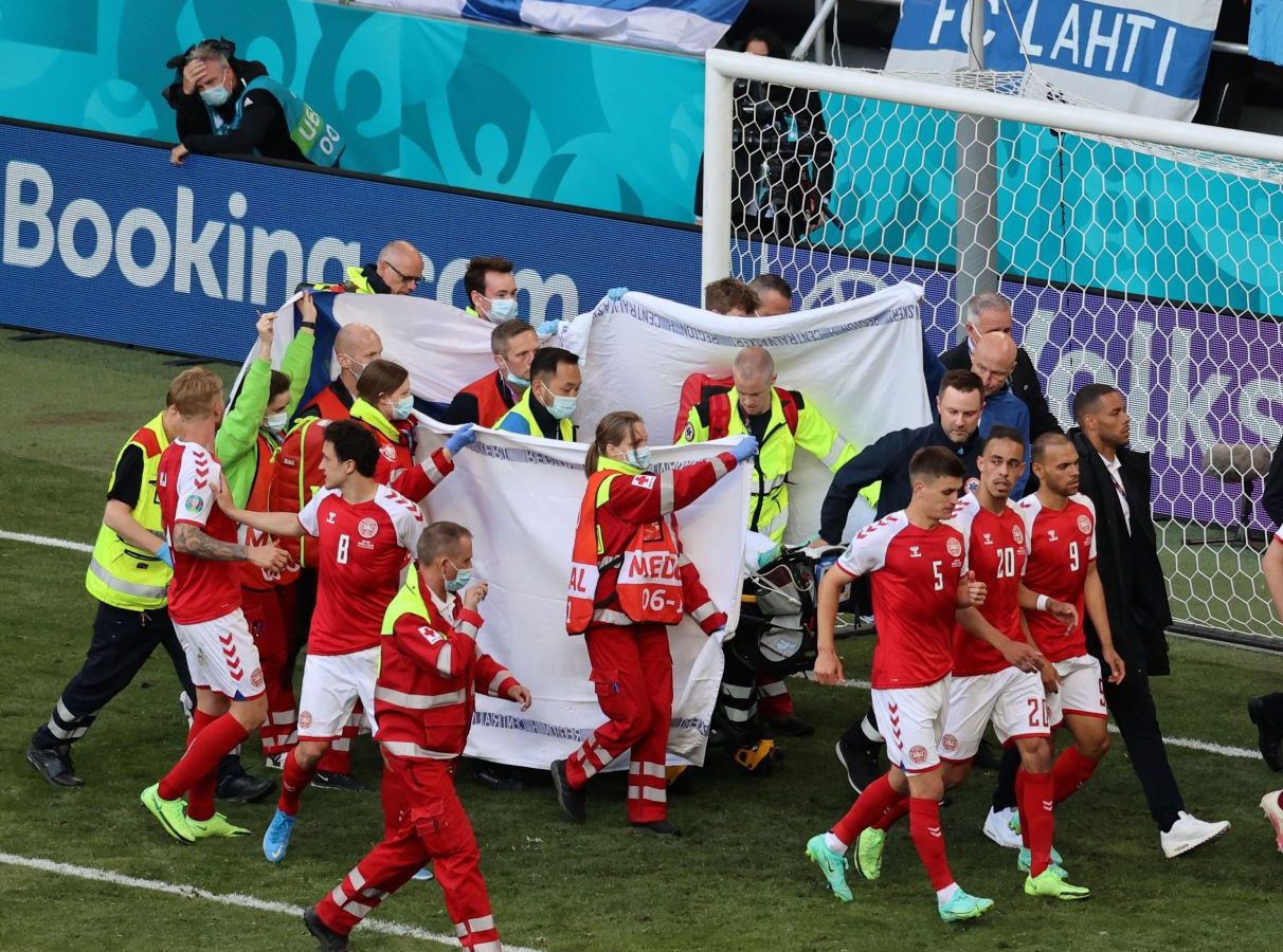 وعكة صحية توقف هذه المباراة من منافسات كأس أوروبا وعكة صحية توقف هذه المباراة من منافسات كأس أوروبا