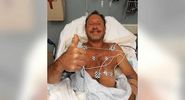 صياد يروي تفاصيل نجاته بعد ان ابتلعه حوت