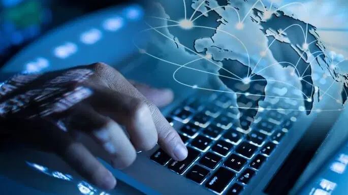 عطل مفاجئ يصيب مواقع حكومية وإخبارية حول العالم