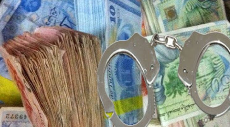 استولت على 300 ألف دينار: عائلة مورطة في التدليس والسرقة