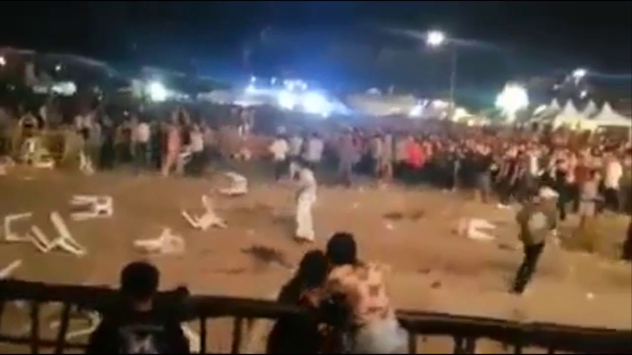 قمرت : طريحة “نباش القبور” لفرقة موسيقية و السبب 10 ملاين “شراب” قمرت : طريحة “نباش القبور” لفرقة موسيقية و السبب 10 ملاين “شراب”