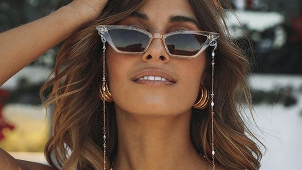 النظارات الشمسية المستطيلة موضة صيف 2021