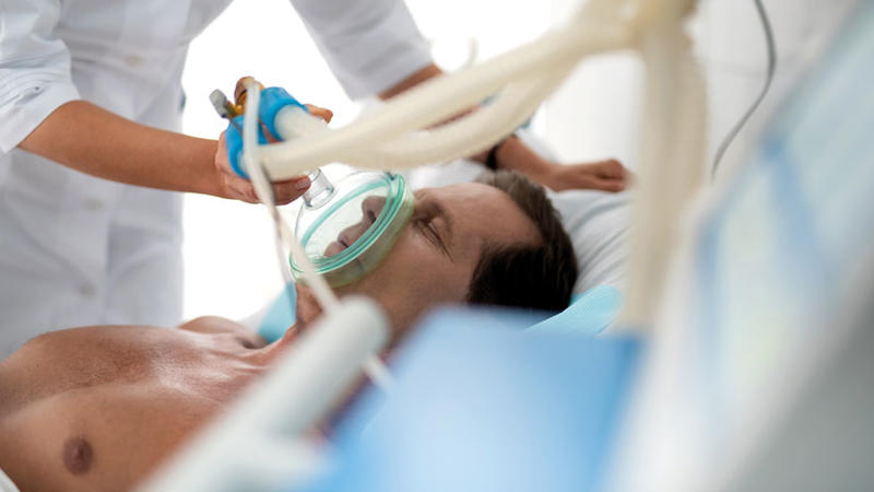 اختلفت مع زوجها المريض فقطعت الكهرباء عن آلة الأوكسجين..