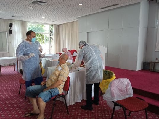 اتحاد الشغل يخضع هؤلاء لإجبارية التحاليل السريعة (صور)