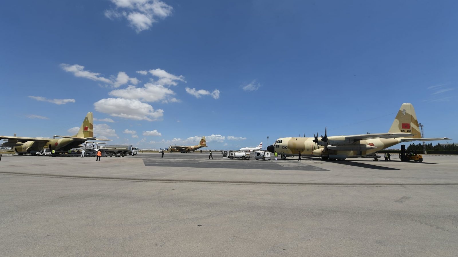 تواصل الجسر الجوي لتركيز المستشفى الميداني الذي أقره المغرب (فيديو)