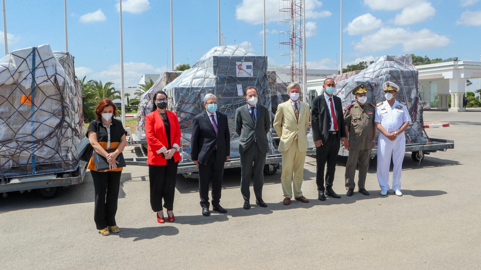 مكثّفات أكسجين وآلات تنفس من اسبانيا لتونس (فيديو)