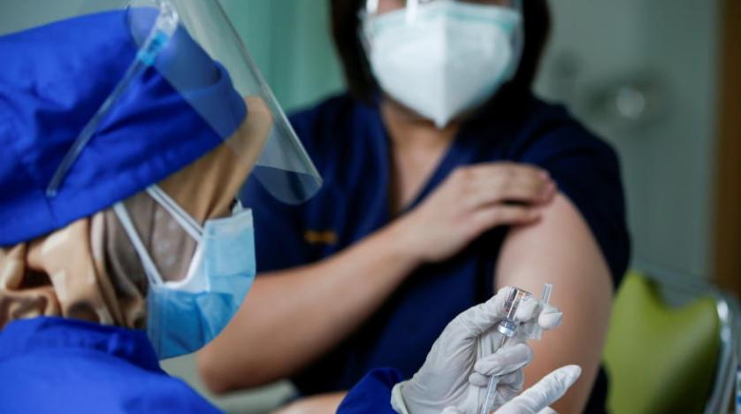 هذه أعراض كورونا لدى المتمتعين باللقاح