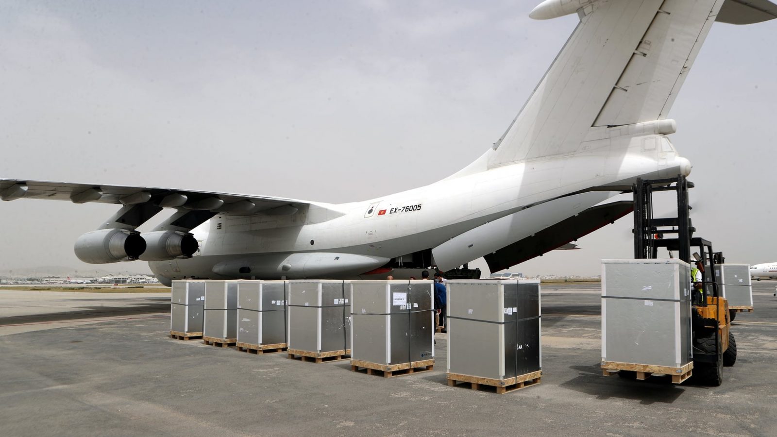 وصول 500 ألف جرعة من التلاقيح من الامارات