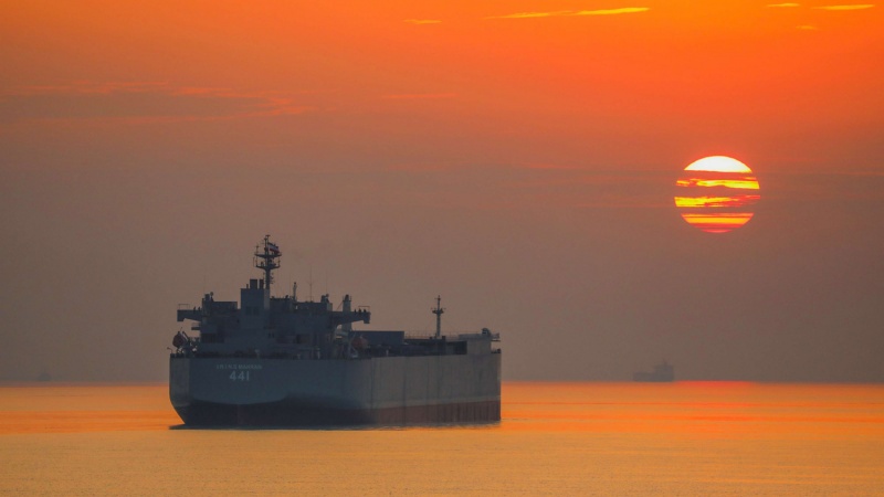 استهداف سفينة إسرائيلية قبالة عمان استهداف سفينة إسرائيلية قبالة عمان