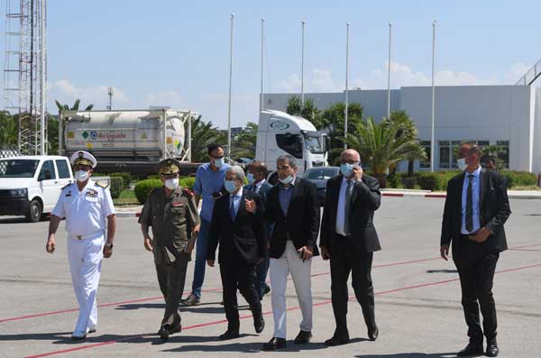 وصول طائرة كويتية محمّلة بهذه الكمية من الأكسجين