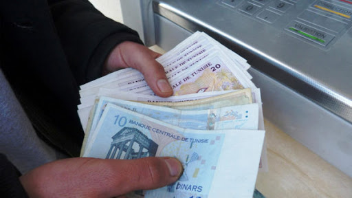 المعهد العربي للمؤسسات يحذّر من سحب مفرط للأموال من البنوك