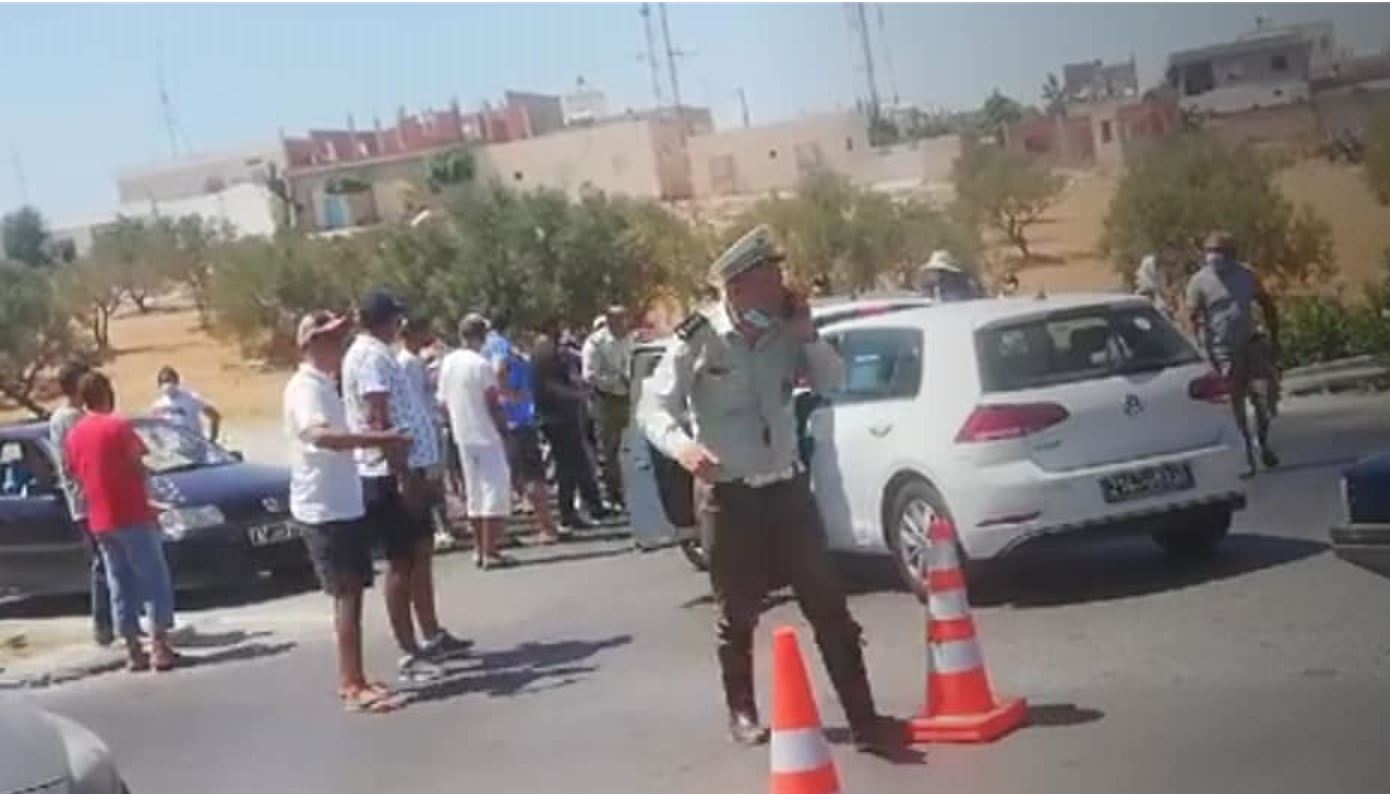 منع الدخول إلى الحمامات (صور)