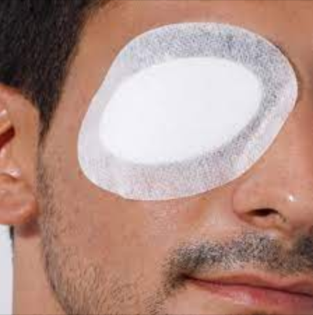 مفتش عنه يتلف عين شخص من ذوي الاحتياجات الخصوصية