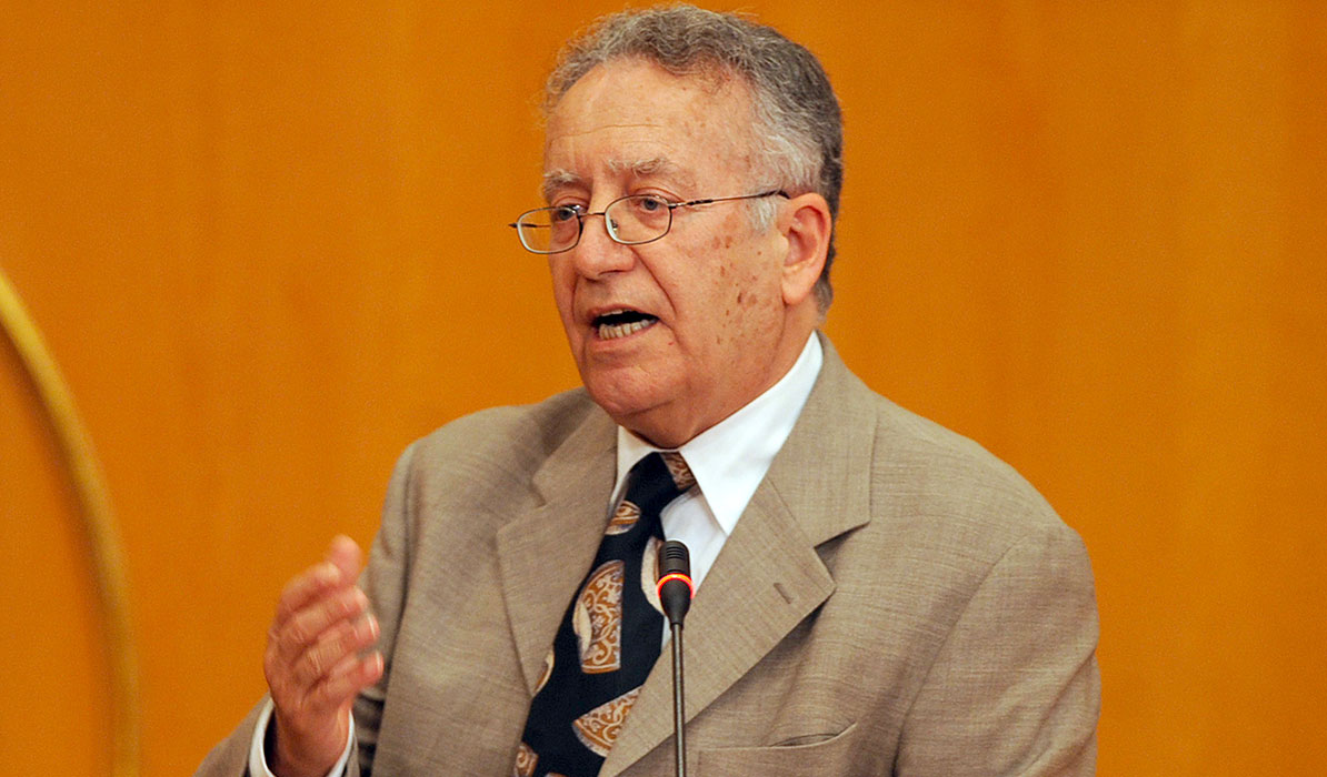 عياض بن عاشور: قرارات قيس سعيّد انقلاب على الدستور