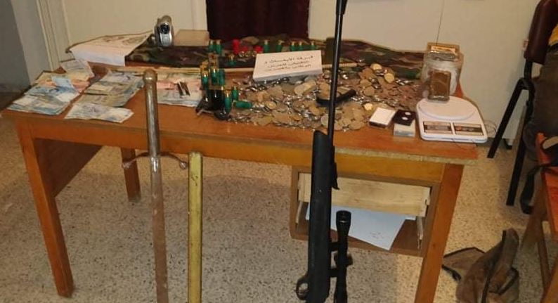 حجز كميات من القنب الهندي وبندقية قنص وسيف ودراجات نارية