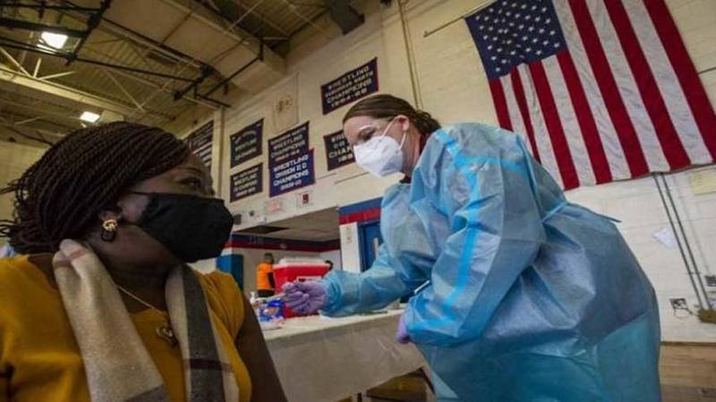 جرعة ثالثة من اللقاح ضد كورونا لهؤلاء