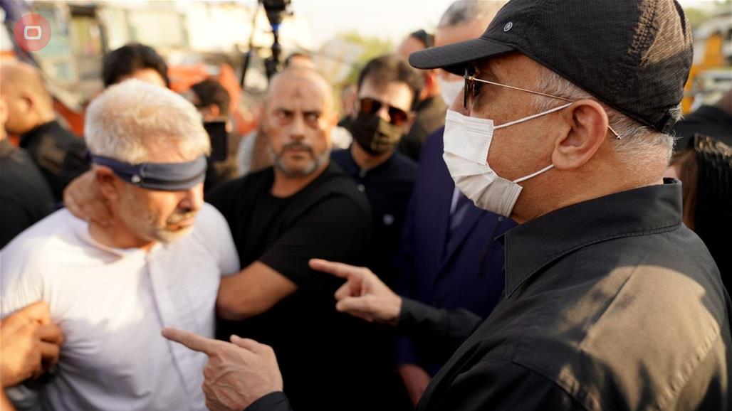 شاهد لحظة اغتيال مدير بلدية في العراق وتصريحا للقاتل يبرر جريمته (فيديو)