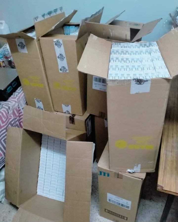 بنزرت: حجز 4330 علبة سجائر و5 رخص لدة تاجر مضارب