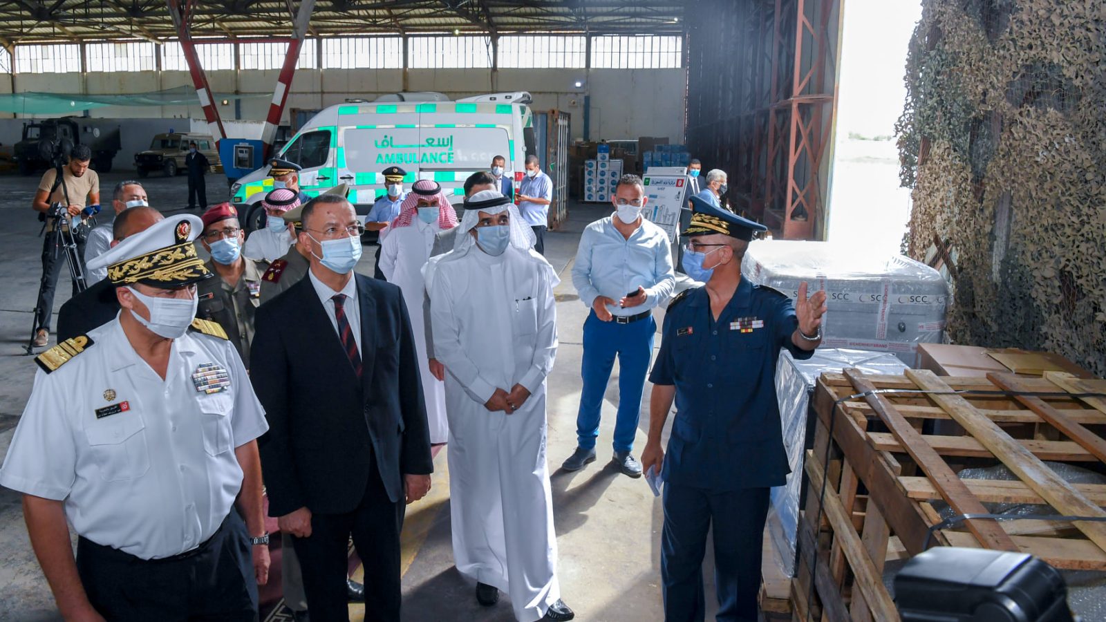 مولدات أكسجين من السعودية ستوزع على هذه المستشفيات (فيديو) مولدات أكسجين من السعودية ستوزع على هذه المستشفيات (فيديو)