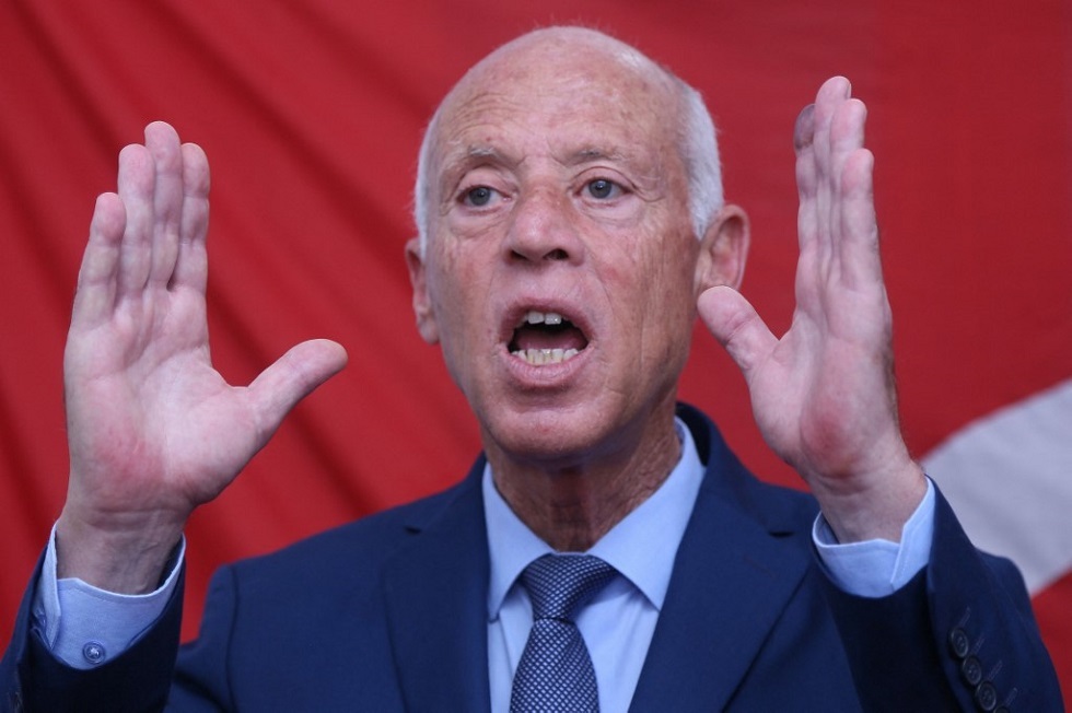 سفراء الدول الـ7 منحوا صك براءة لقيس سعيّد وطالبوه بتسديد كمبيالة مؤجلة الدفع