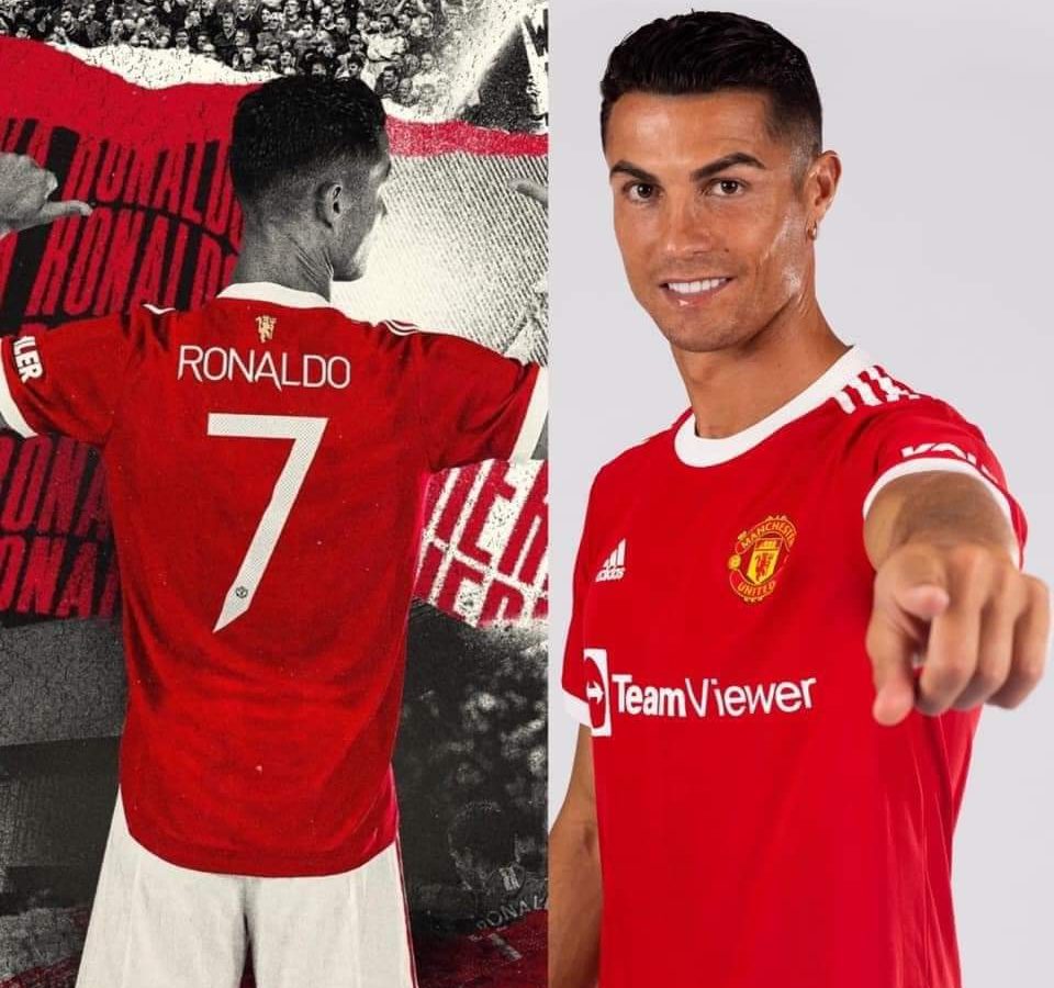 كريستيانو رونالدو يرتدي القميص رقم 7 مع مانشستر يونايتد
