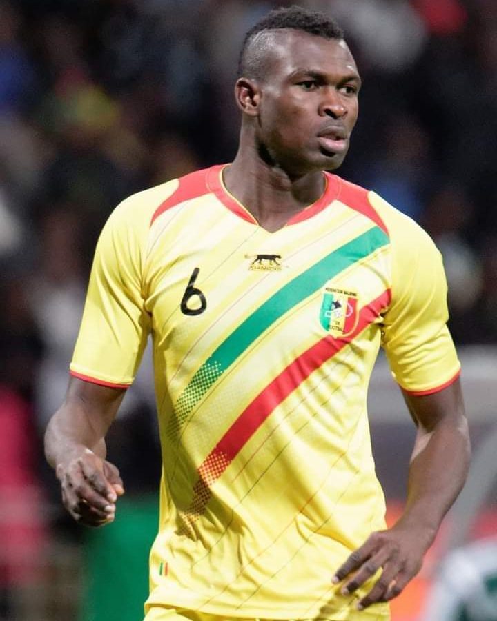 النجم الساحلي يسوي وضعيةالمالي عمر كوناتي