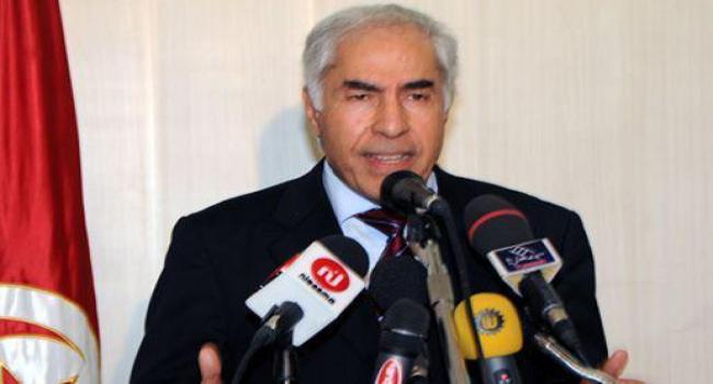 أحمد فريعة: لوكان تجيبو إلي خذا جائزة نوبل للاقتصاد لا يغير شيء…