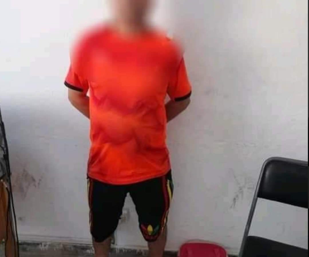 فظيع/ انظر ماذا فعل هذا المنحرف بوالدته العجوز ولمن قدمها؟