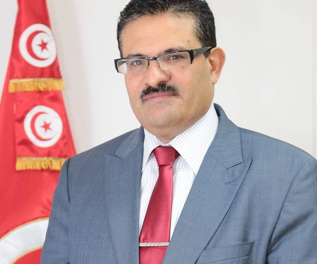 رفيق عبد السلام : رئيسنا المفدى يرى نفسه زعيما منقذا وملاكا مخلصا نزل من السماء