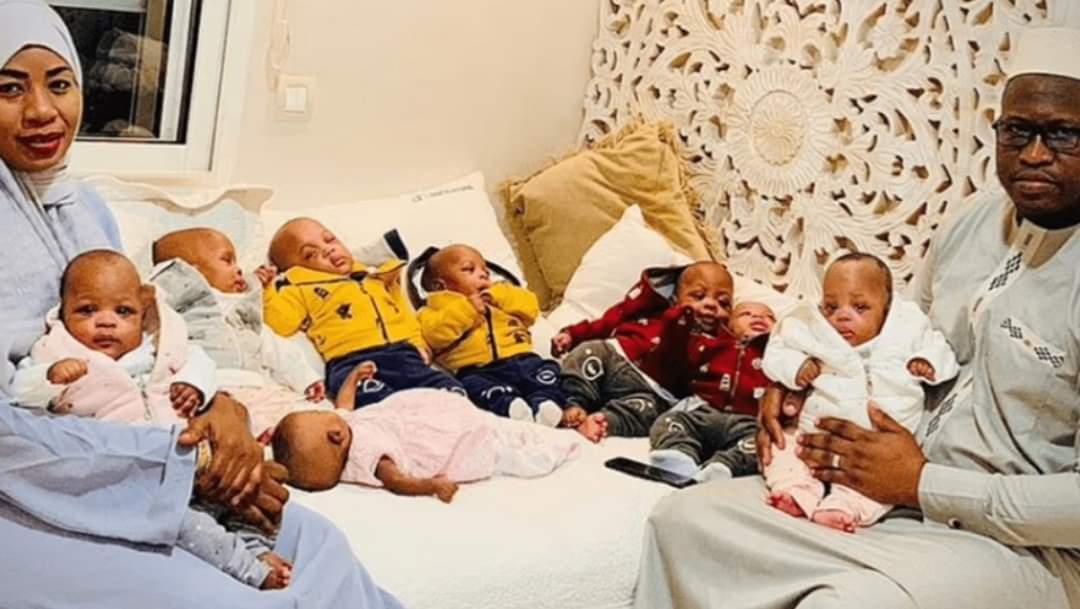 إمرأة تنجب 9 توائم