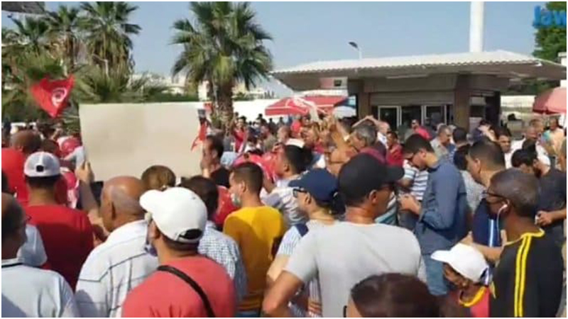 سوسة /وقفة مساندة لقيس سعيد