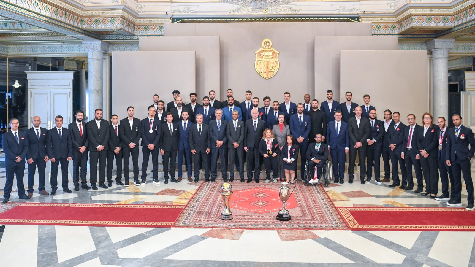 صور/ سعيّد يكرم لاعبي منتخبات السلة والطائرة وممثلي تونس في الالعاب الأولمبية الموازية