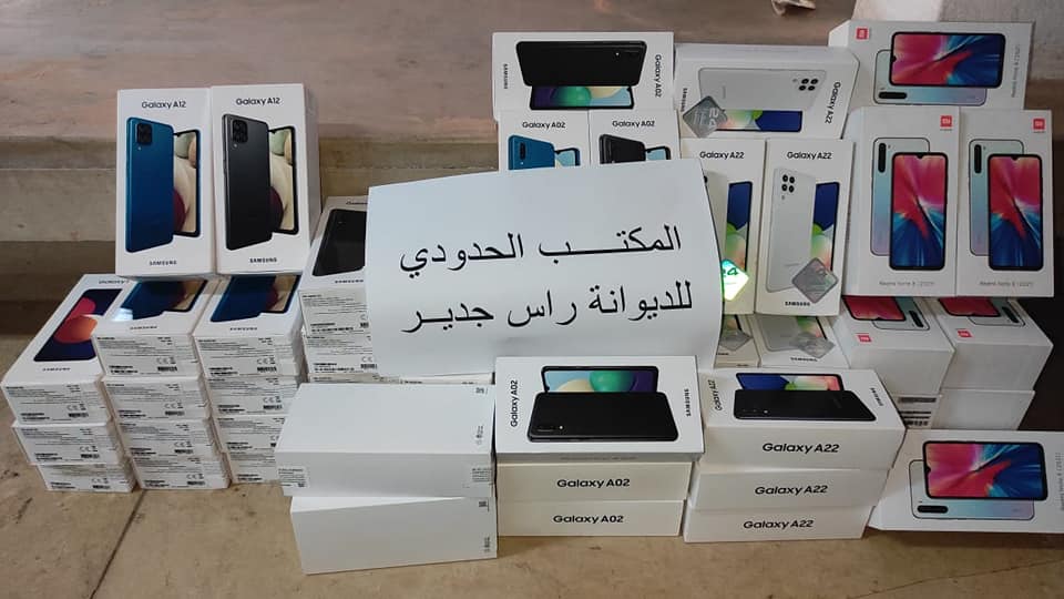 راس الجدير/ حجز بضائع مهربة بقيمة مليار و850 ألف دينار (صور)