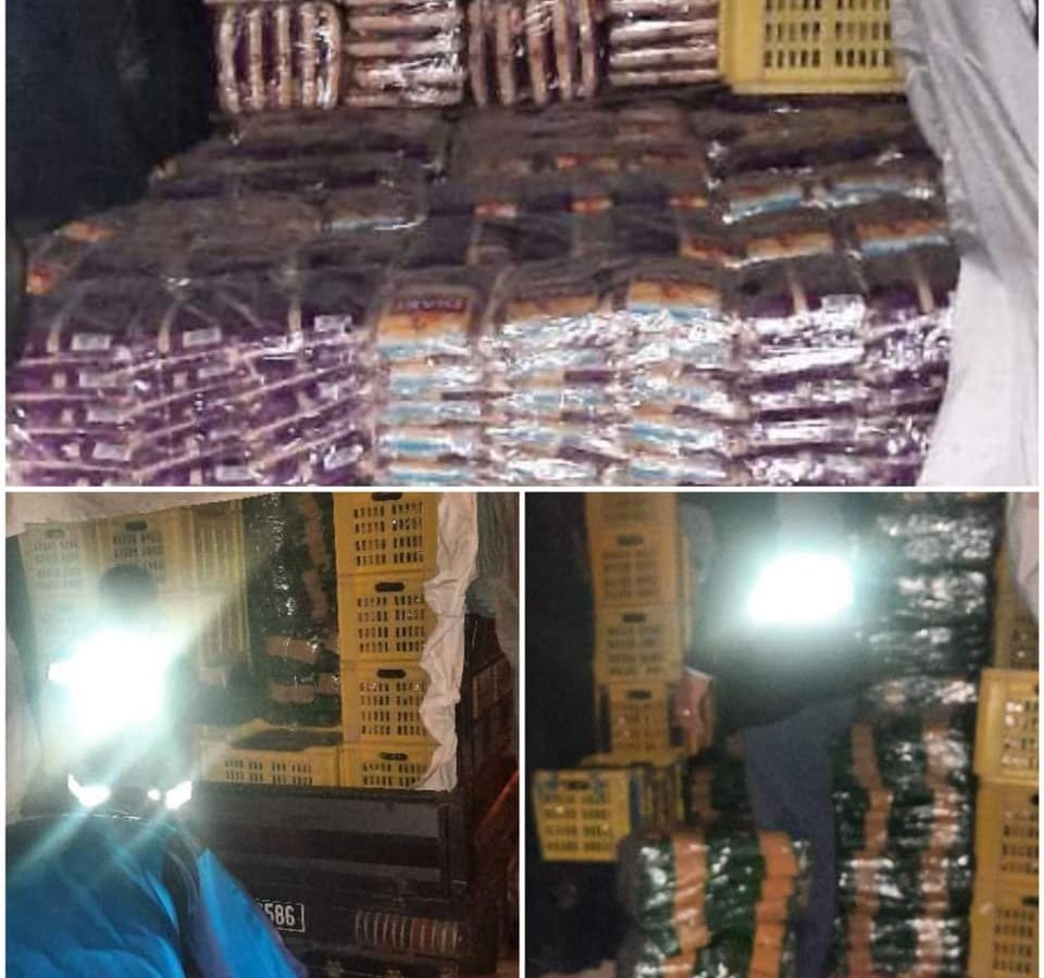 360 مخالفة اقتصادية وحجز هذه الكمية من المواد الغذائية (صور) 360 مخالفة اقتصادية وحجز هذه الكمية من المواد الغذائية (صور)