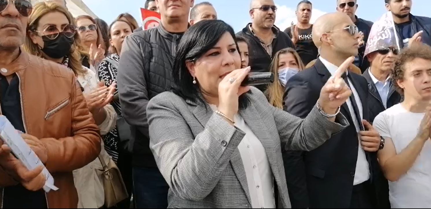 عبير موسي: “الدوليبران تقطع مالبلاد لأن الدولة تعطيه مسكنات للشعب!”