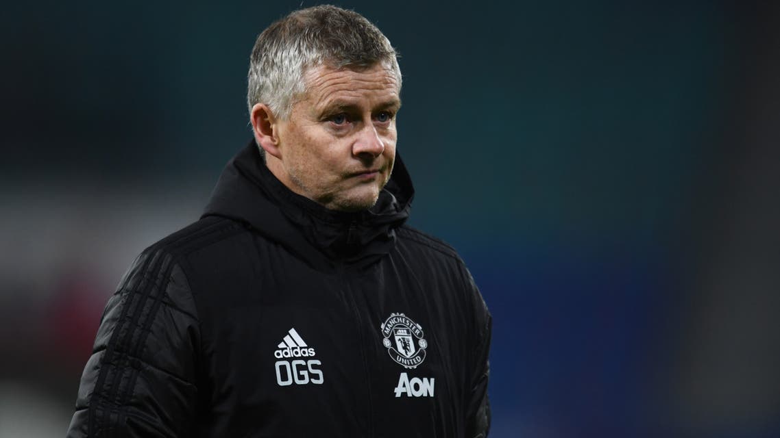 بسبب تتالي الهزائم/ مانشستر يونايتد يقيل سولشاير