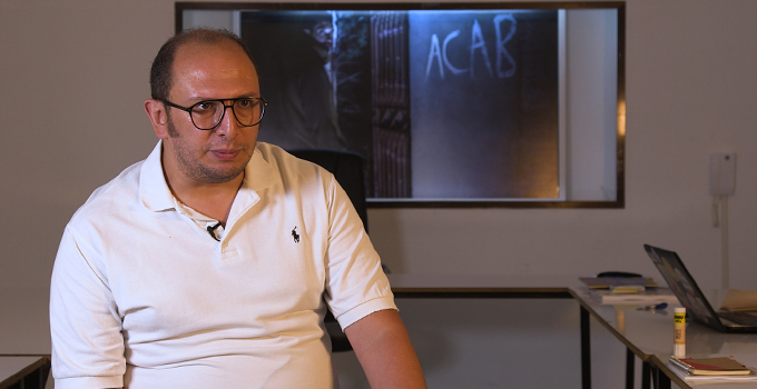 أستاذ في القانون: الاستفتاء آلية غير ديمقراطية