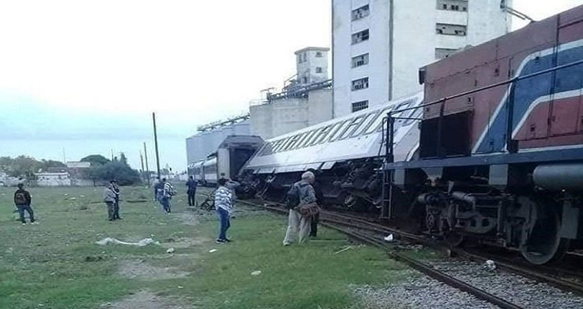جنوح عربة القطار الرابط بين عين دراهم وتونس عن السكة