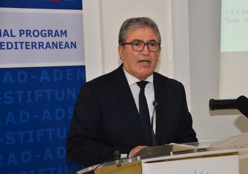 الأميرال العكروت يدعو إلى العودة لـ “الرافل”