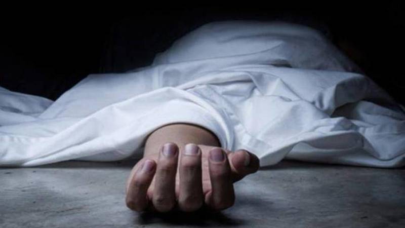 فظيع/ هشم رأس والده بمطرقة ولاذ بالفرار